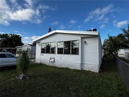 Picture of 35250 SW 177 Ct Unit 136, Homestead, FL 33034