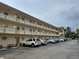 Picture of 5111 W Oakland Park Blvd # 307, Lauderdale Lakes, FL 33313