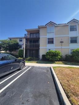 Picture of 5641 Riverside Dr, Coral Springs, FL 33067