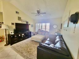 Picture of 5641 Riverside Dr, Coral Springs, FL 33067