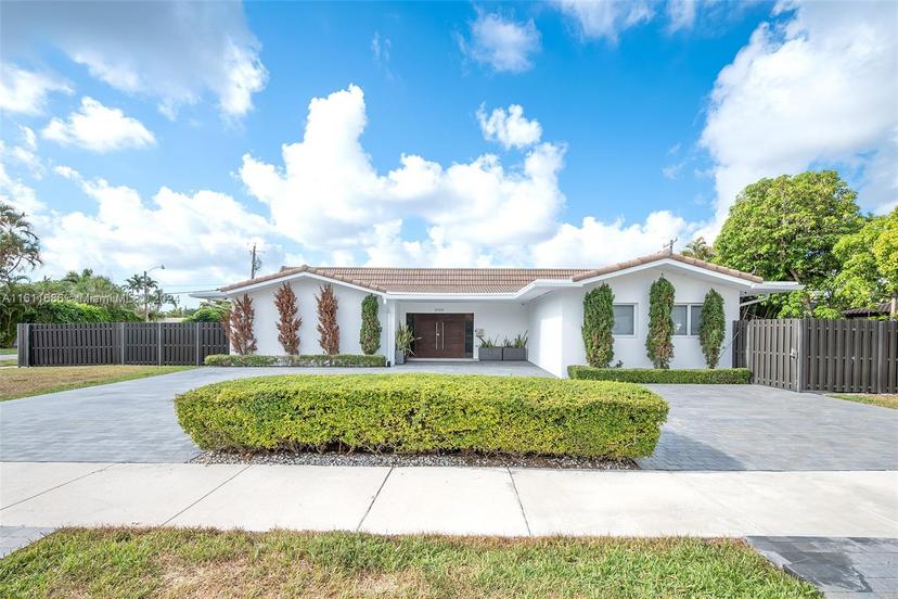 Picture of 2120 NE 204Th St, Miami FL 33179