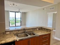 Picture of 888 S Douglas Rd # 1010, Coral Gables, FL 33134