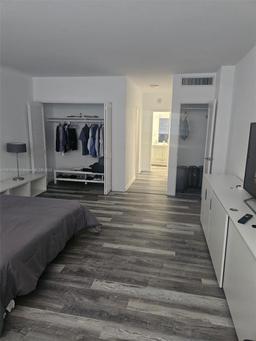 Picture of 5825 Collins Ave # J, Miami Beach, FL 33140