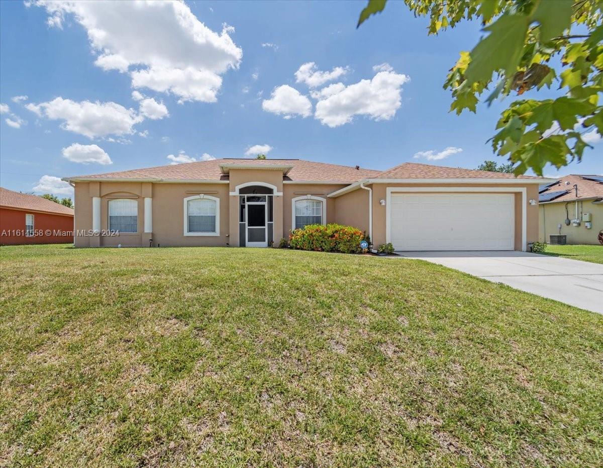 Picture of 821 Carlfield Ave, Lehigh Acres, FL 33971