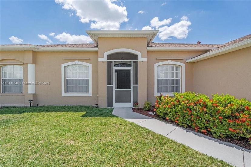 Picture of 821 Carlfield Ave, Lehigh Acres FL 33971