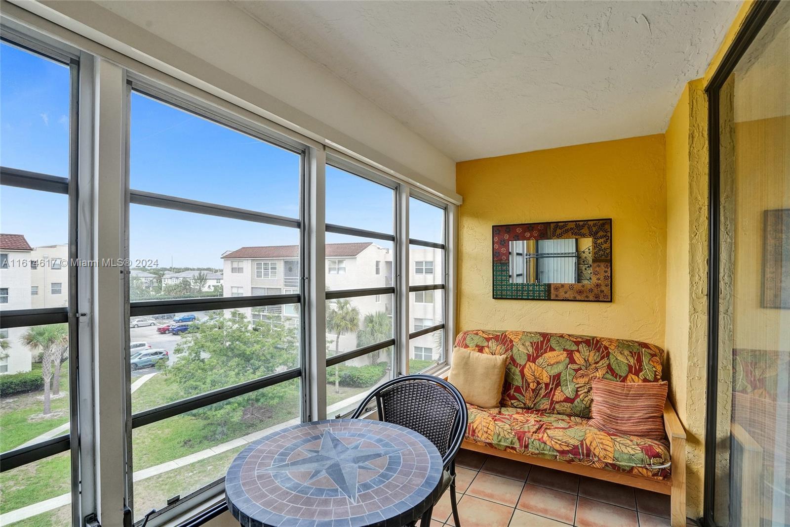 Picture of 2811 Somerset Dr # 405, Lauderdale Lakes, FL 33311