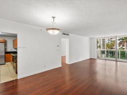 Picture of 3000 S Ocean Dr # 206, Hollywood, FL 33019