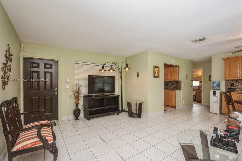 Picture of 3633 SW Natura Ave, Deerfield Beach FL 33441