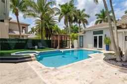 Picture of 1371 Victoria Isle Dr, Weston, FL 33327