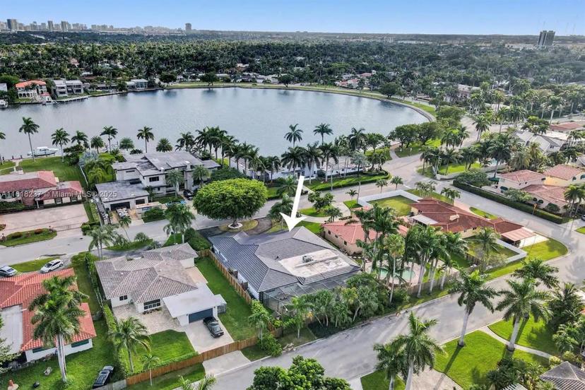 Picture of 1141 N Northlake Dr, Hollywood FL 33019