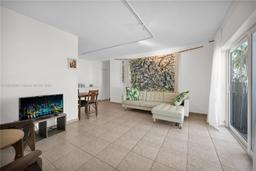 Picture of 350 Collins Ave # 212, Miami Beach, FL 33139