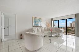 Picture of 1201 S Ocean Dr # 904S, Hollywood, FL 33019