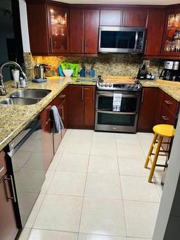 Picture of 3725 NE 169Th St # 111, North Miami Beach, FL 33160