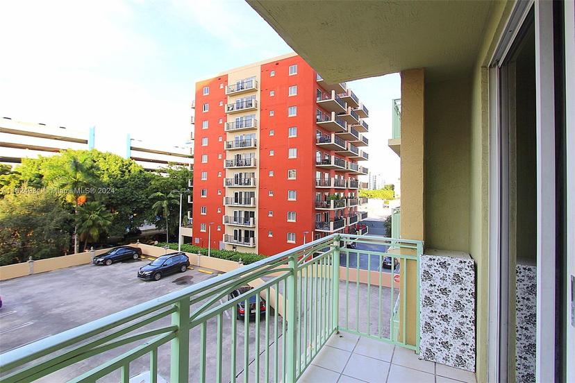 Picture of 3500 Coral Way # 510, Miami FL 33145