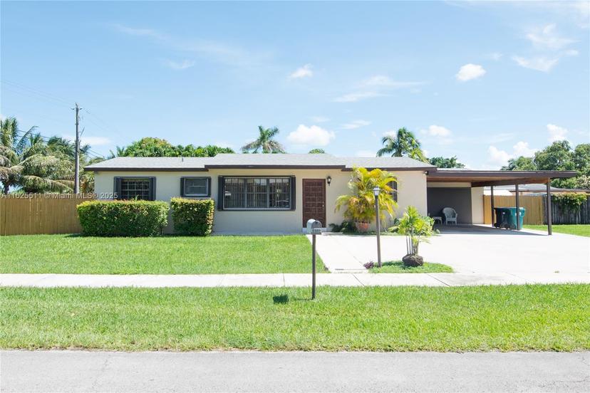 Picture of 18900 SW 313Th St, Homestead FL 33030