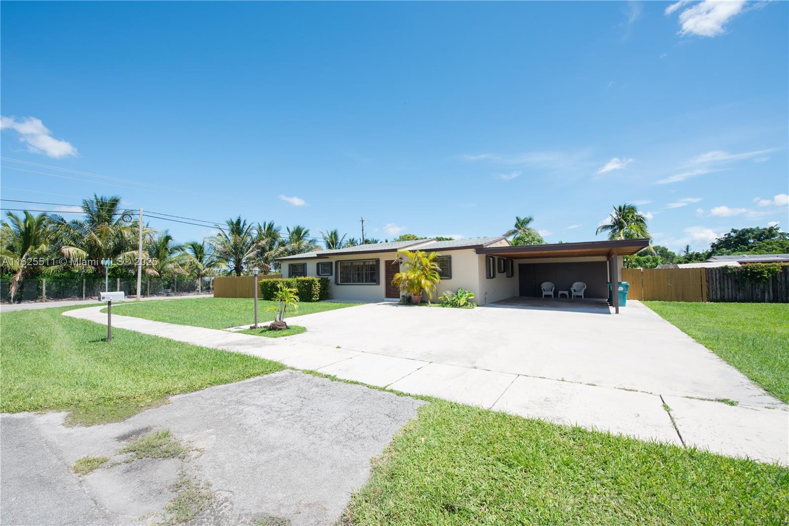 Picture of 18900 SW 313Th St, Homestead, FL 33030