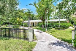 Picture of 6551 SW 126Th St, Pinecrest, FL 33156