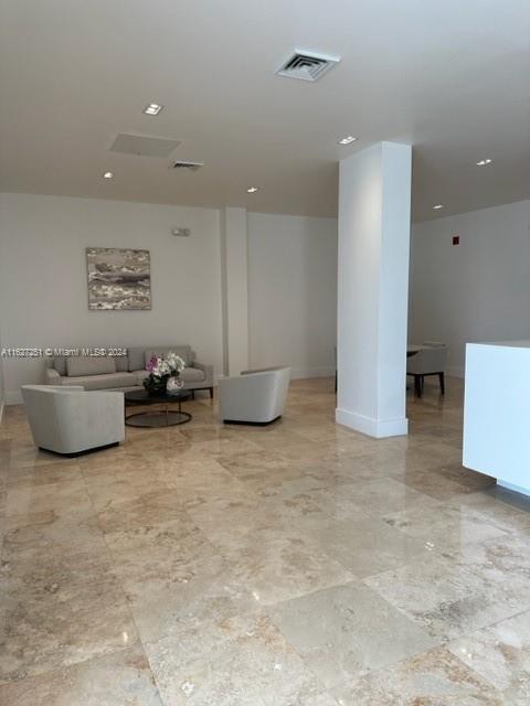 Picture of 2201 S Ocean Drive # 1507, Hollywood FL 33019