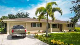 Picture of 10 Lincoln Ave, Lehigh Acres, FL 33936