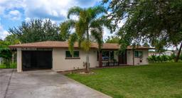 Picture of 10 Lincoln Ave, Lehigh Acres, FL 33936