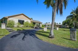 Picture of 17201 SW 84Th Ave, Palmetto Bay, FL 33157