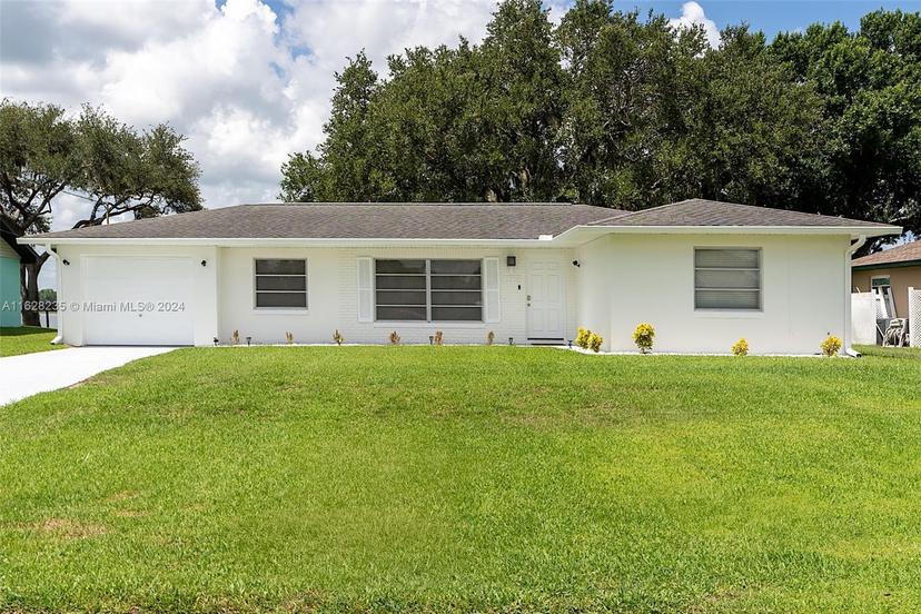 Picture of 185 Autumn Ave, Lake Placid FL 33852