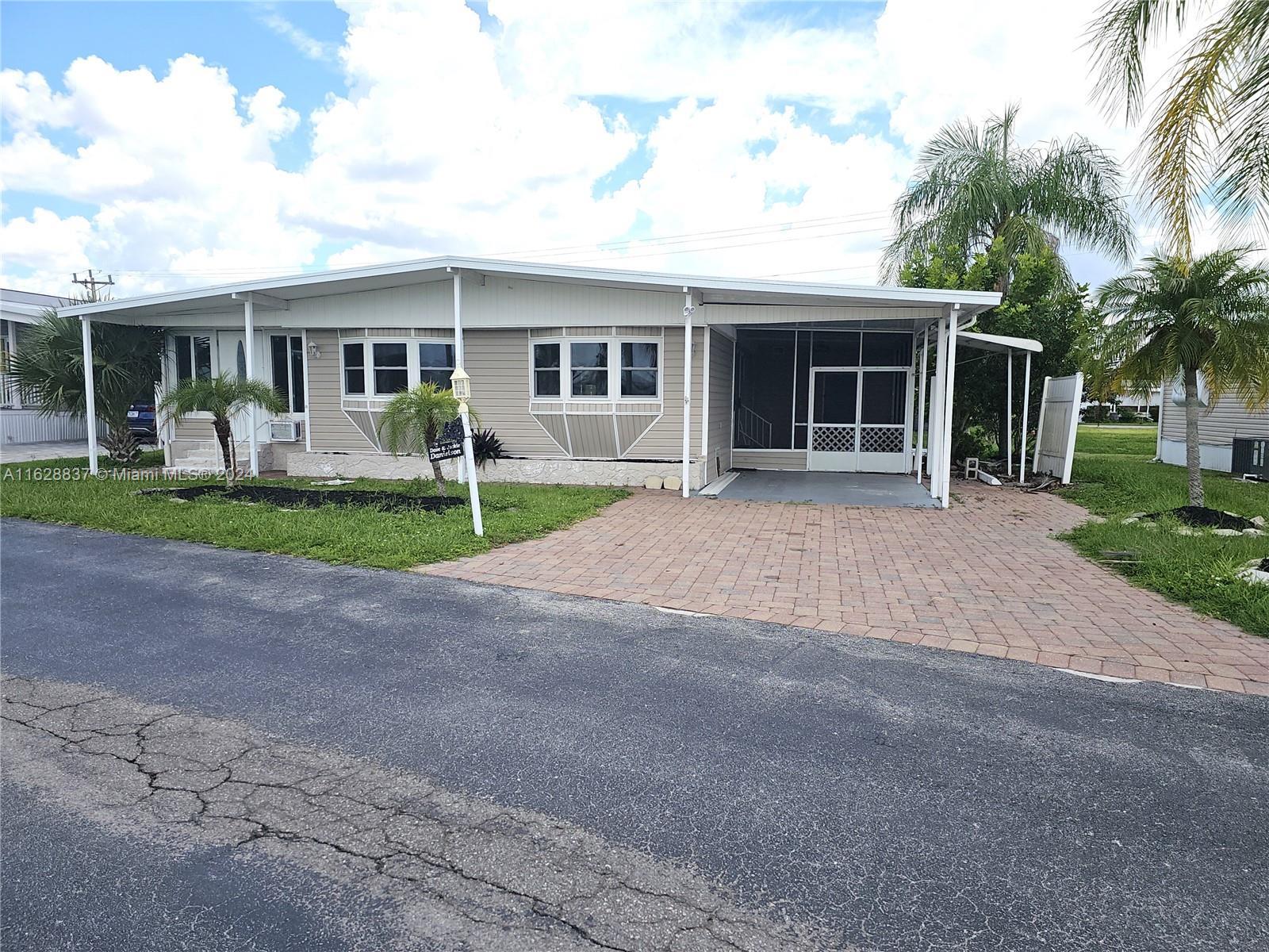 Picture of 3172 Pluto Cir, Other City - In The State Of Florida, FL 33903