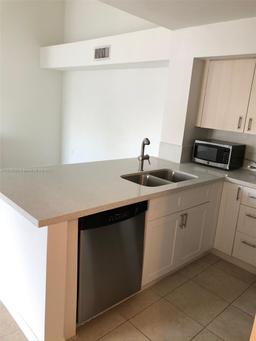 Picture of 720 SW 111Th Ave # 307, Pembroke Pines, FL 33025