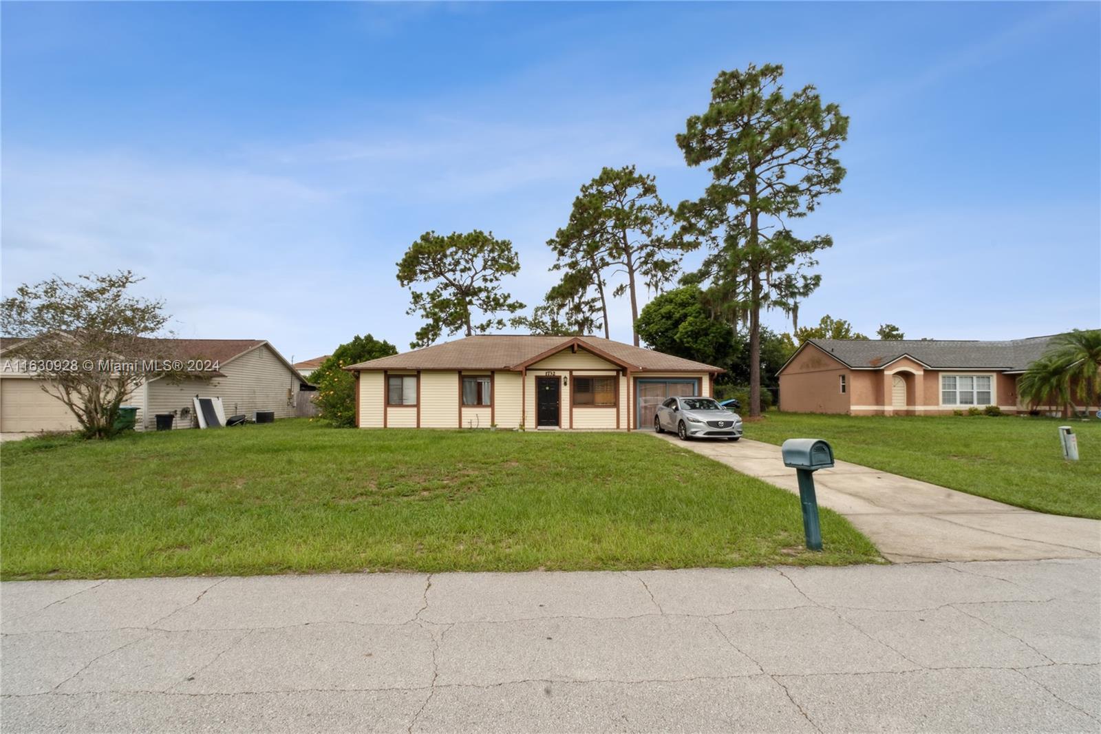 Picture of 1732 Laredo Dr, Deltona, FL 32738