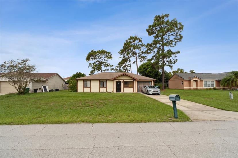 Picture of 1732 Laredo Dr, Deltona FL 32738