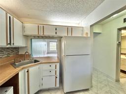 Picture of 7480 NW 17Th St # 305, Plantation, FL 33313