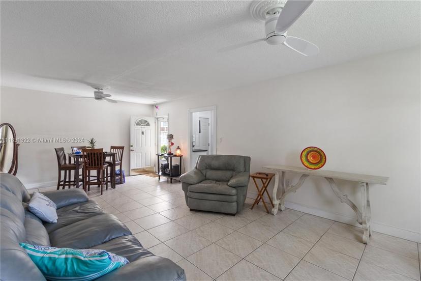 Picture of 1770 79Th St Cswy # D115, North Bay Village FL 33141