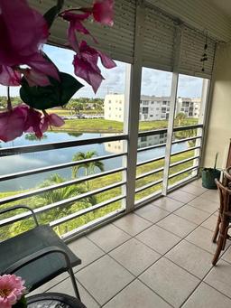 Picture of 8300 Sunrise Lakes Blvd # 301, Sunrise, FL 33322