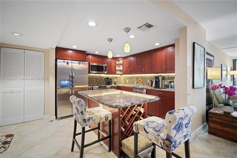 Picture of 2301 S Ocean Dr # 907, Hollywood FL 33019