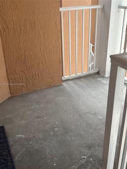 Picture of 7200 NW 177Th St # 7, Hialeah, FL 33015