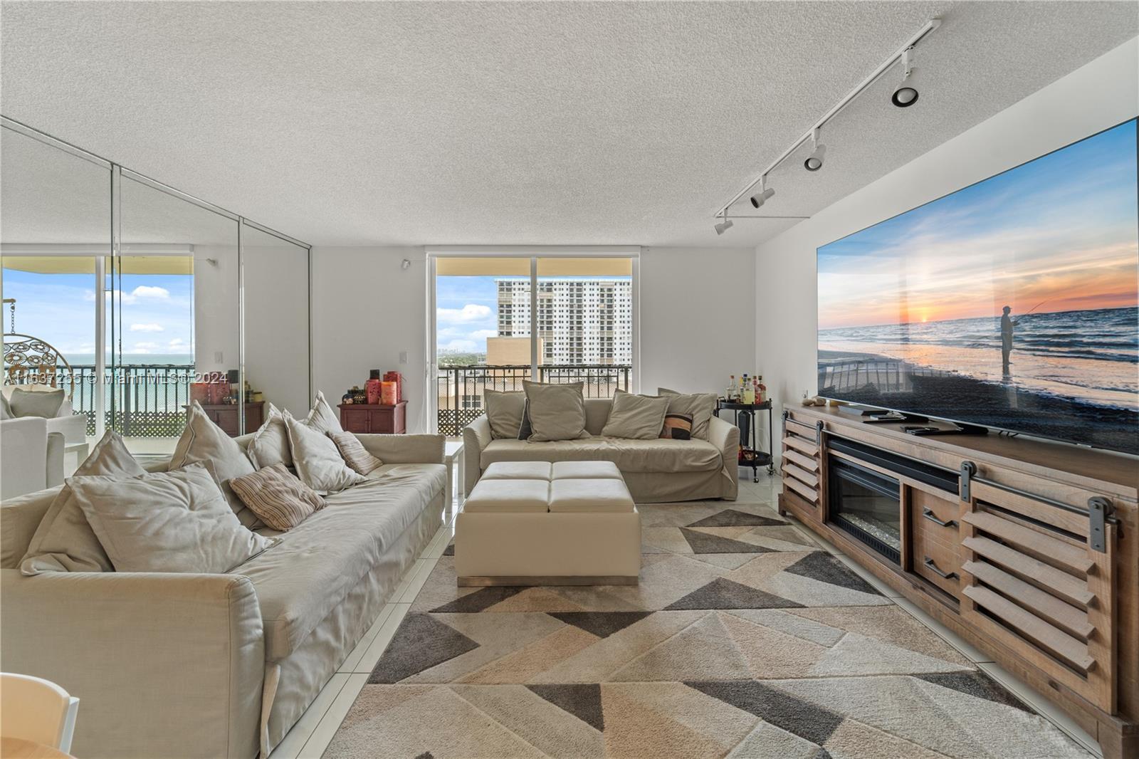 Picture of 1501 S Ocean Dr # 1202, Hollywood, FL 33019