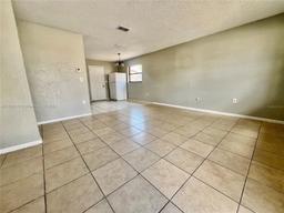 Picture of 313 Blanco Court, Avon Park, FL 33825