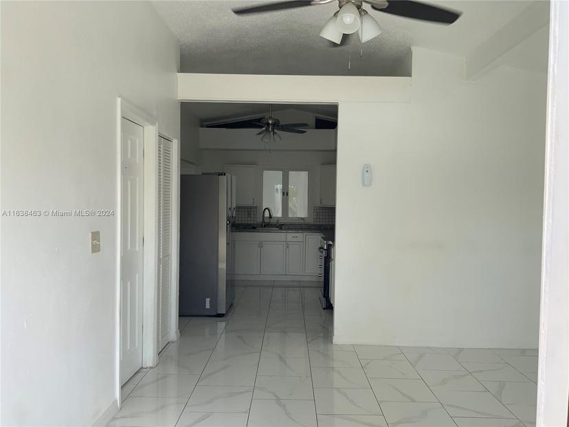 Picture of 2761 Lake Josephine Dr, Sebring FL 33875