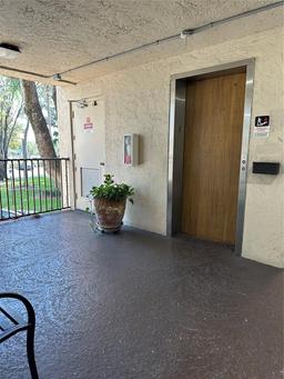 Picture of 6701 N University Dr # 202, Tamarac, FL 33321