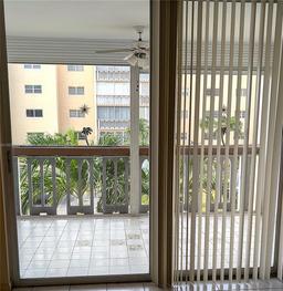 Picture of 420 NE 12Th Ave # 303, Hallandale Beach, FL 33009