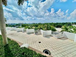 Picture of 7900 Harbor Island Dr # 509, North Bay Village, FL 33141