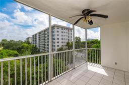 Picture of 3200 N N Palm Aire Dr # 501, Pompano Beach, FL 33069