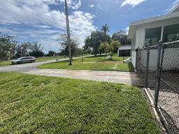 Picture of 610 Quail Ave, Miami Springs, FL 33166