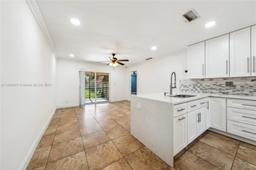 Picture of 8105 NW 27Th St # 4, Coral Springs, FL 33065