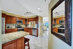 Picture of 2206 S Cypress Bend Dr # 408, Pompano Beach, FL 33069