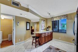 Picture of 2206 S Cypress Bend Dr # 408, Pompano Beach, FL 33069