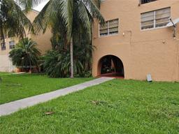 Picture of 1305 W 53Rd St # 429, Hialeah, FL 33012