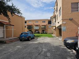 Picture of 1305 W 53Rd St # 429, Hialeah, FL 33012