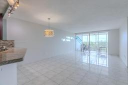 Picture of 1780 NE 191St St # 2, Miami, FL 33179