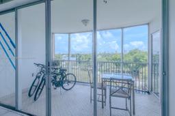 Picture of 1780 NE 191St St # 2, Miami, FL 33179